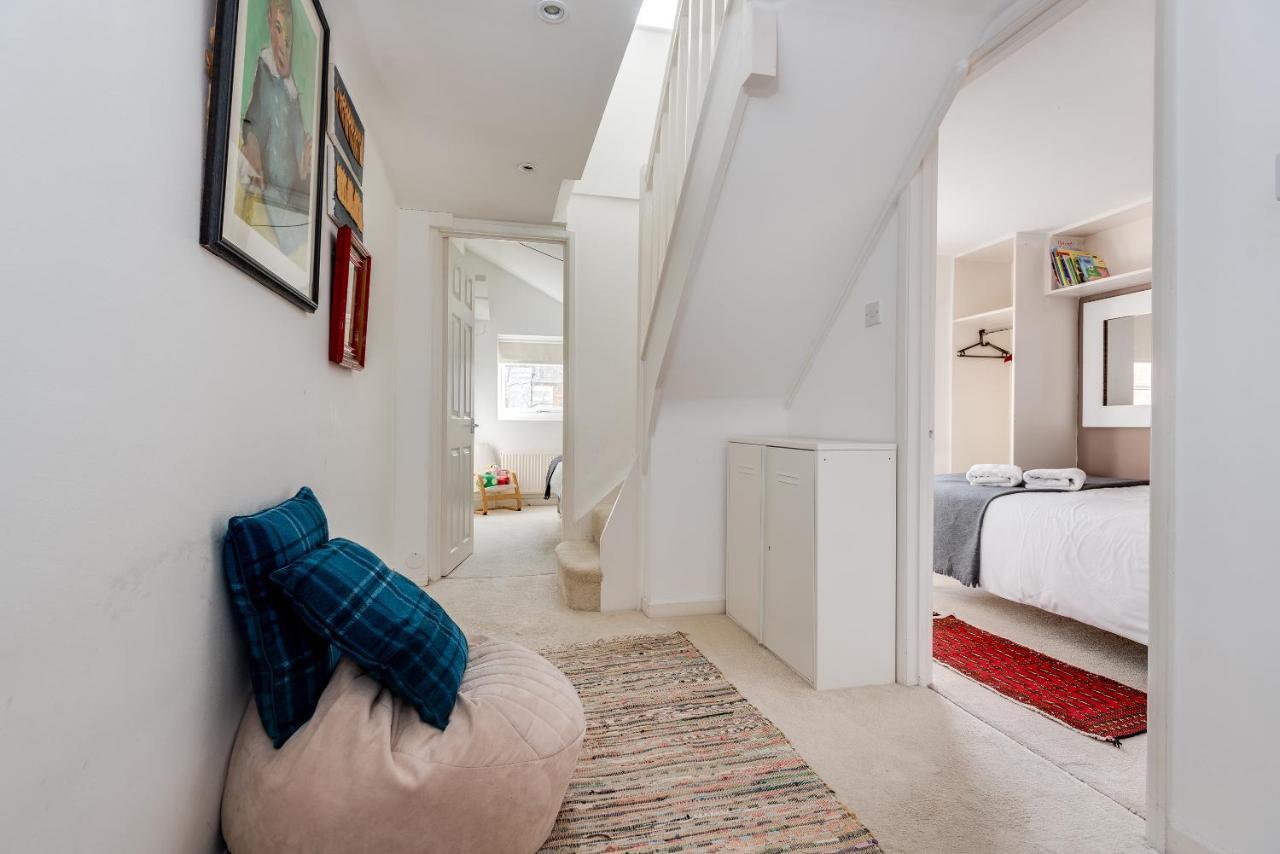 Вилла Characterful & Cosy Jericho House Оксфорд Экстерьер фото